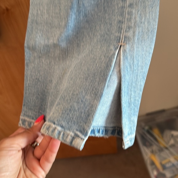 NWOT 6397 LIGHT WASH CROPPED JEANS, SIZE 27 - Picture 5 of 5